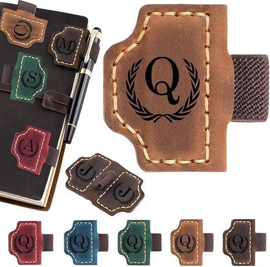 Personalized Magnetic Leather Bookmark with Pen Holder - 26 Letters Custom Book Mark with Name Initial Engraved Book Marker for Readers, Book Lovers, Travelers - Gift for Women & Men(Light Brown，Q